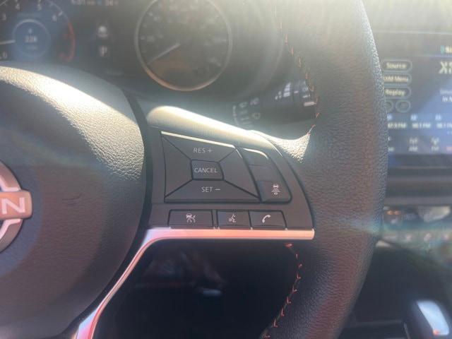 2024 Nissan Kicks SR Xtronic CVT