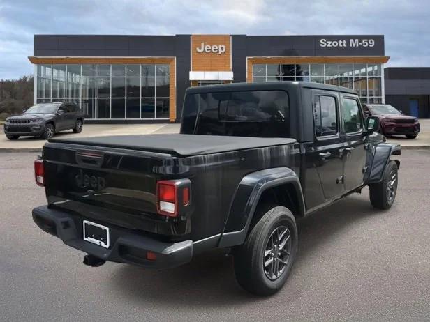 2024 Jeep Gladiator GLADIATOR SPORT S 4X4