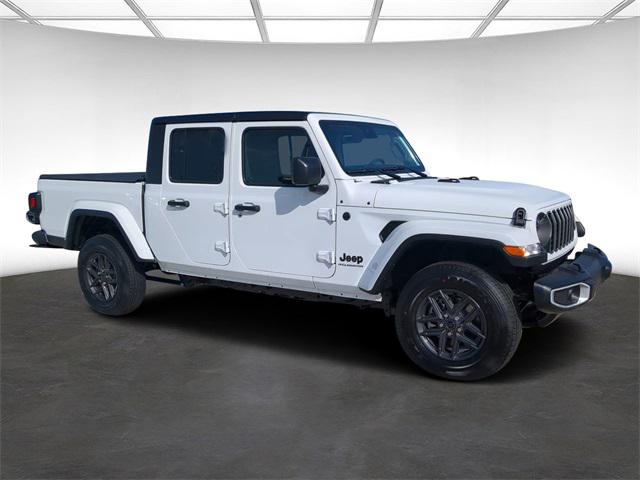 2024 Jeep Gladiator GLADIATOR SPORT S 4X4