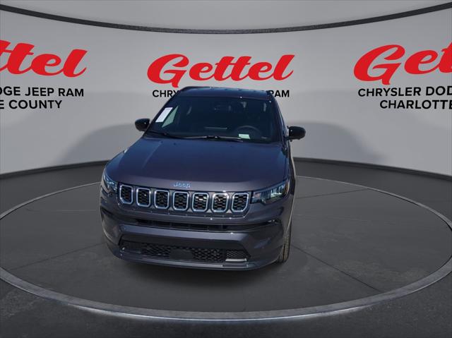 2024 Jeep Compass COMPASS LATITUDE LUX 4X4