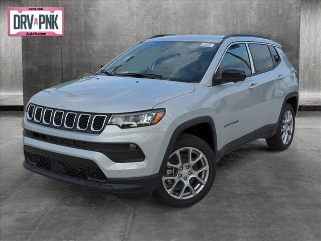 2024 Jeep Compass COMPASS LATITUDE LUX 4X4