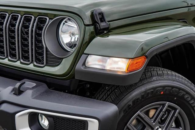 2024 Jeep Gladiator GLADIATOR SPORT S 4X4