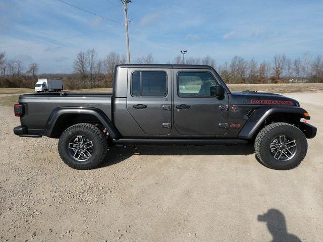 2024 Jeep Gladiator GLADIATOR MOJAVE X 4X4