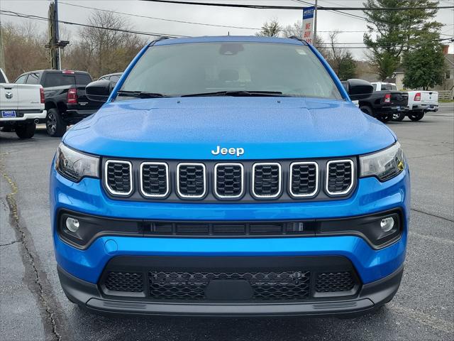 2024 Jeep Compass COMPASS LATITUDE 4X4