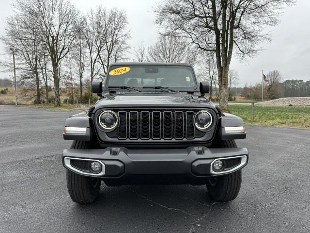 2024 Jeep Gladiator GLADIATOR SPORT S 4X4