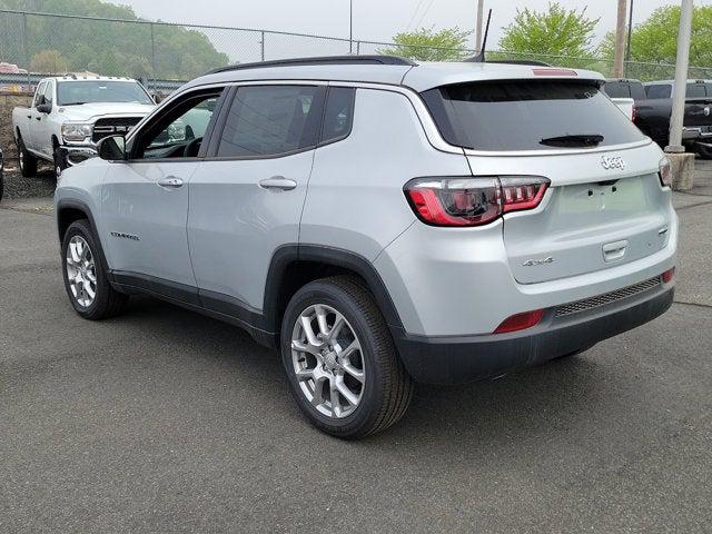 2024 Jeep Compass COMPASS LATITUDE LUX 4X4