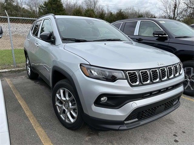 2024 Jeep Compass COMPASS LATITUDE LUX 4X4