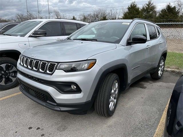 2024 Jeep Compass COMPASS LATITUDE LUX 4X4