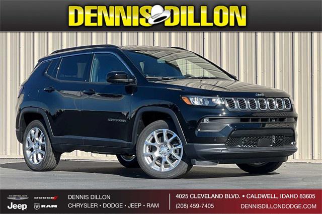 2024 Jeep Compass COMPASS LATITUDE LUX 4X4