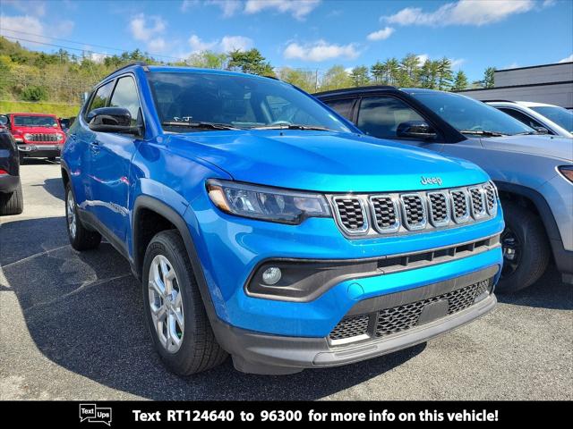 2024 Jeep Compass COMPASS LATITUDE 4X4