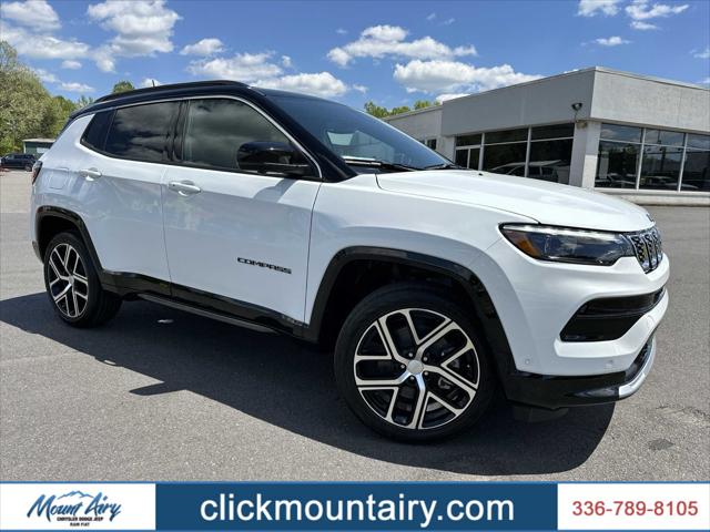 2024 Jeep Compass COMPASS LIMITED 4X4