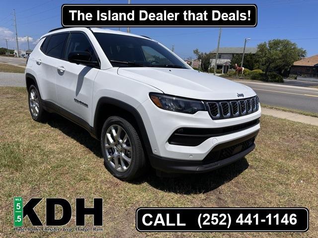 2024 Jeep Compass COMPASS LATITUDE LUX 4X4