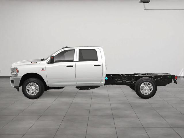 2023 RAM 3500 Chassis RAM 3500 TRADESMAN CREW CAB CHASSIS 4X2 60 CA 2023 RAM 3500 Chassis RAM 3500 TRADESMAN CREW CAB CHASSIS 4X2 60 CA