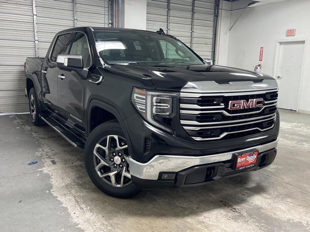 2022 GMC Sierra 1500 2WD Crew Cab Short Box SLT