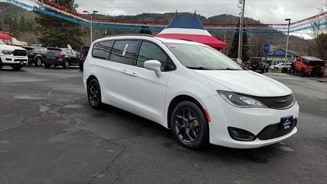 2018 Chrysler Pacifica Touring L Plus