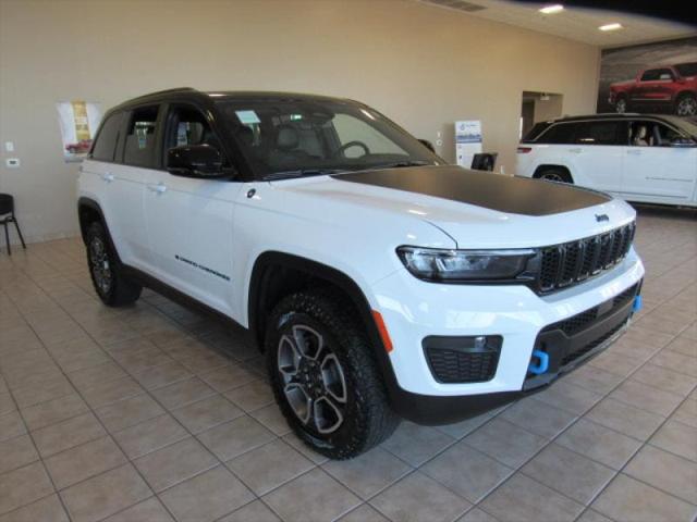 2022 Jeep Grand Cherokee 4xe Trailhawk 4x4