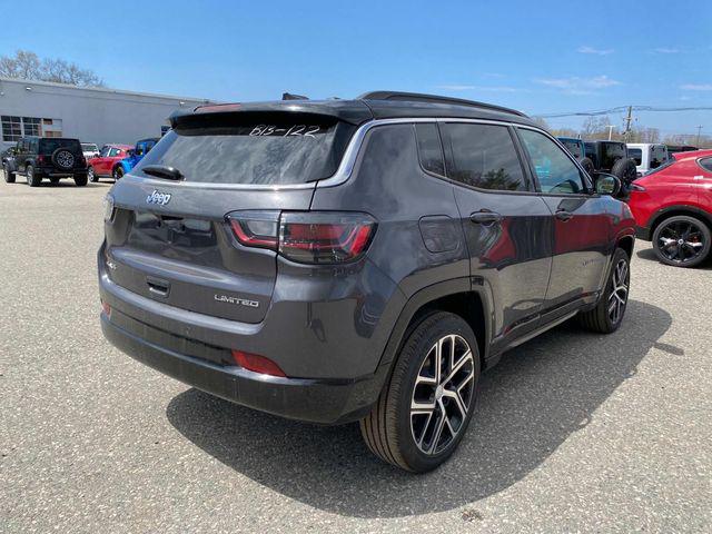 2024 Jeep Compass COMPASS LIMITED 4X4