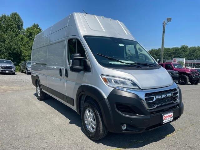 2024 RAM Ram ProMaster RAM PROMASTER 3500 SLT+ CARGO VAN SUPER HIGH ROOF 159 WB EXT