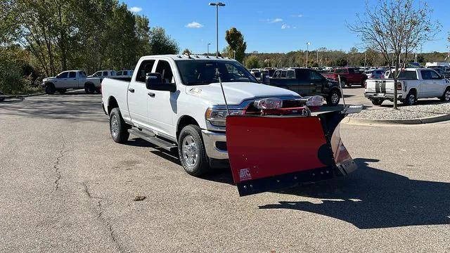 2024 RAM Ram 2500 RAM 2500 TRADESMAN CREW CAB 4X4 64 BOX