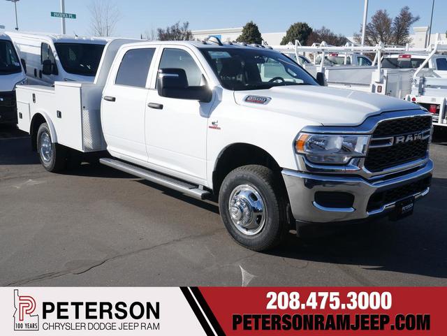 2024 RAM Ram 3500 Chassis Cab RAM 3500 TRADESMAN CREW CAB CHASSIS 4X4 60 CA