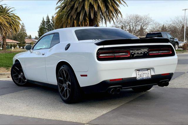 2016 Dodge Challenger R/T Plus Shaker