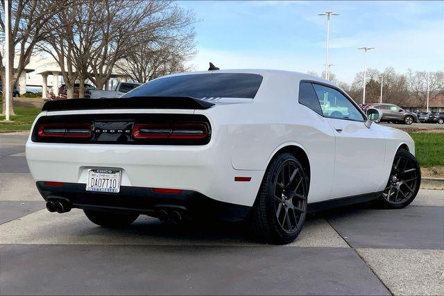 2016 Dodge Challenger R/T Plus Shaker