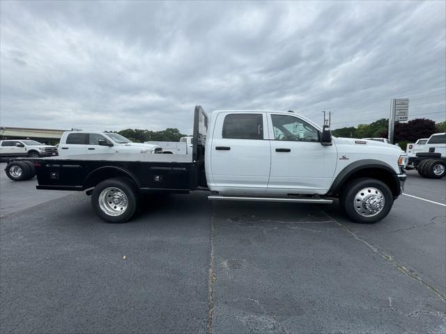 2024 RAM Ram 5500 Chassis Cab RAM 5500 TRADESMAN CHASSIS CREW CAB 4X4 60 CA