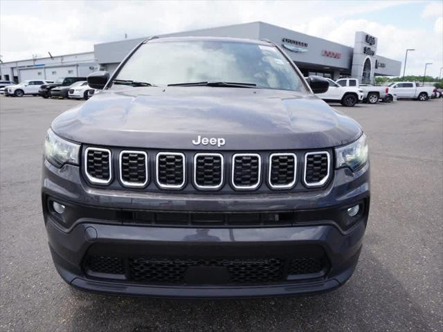 2024 Jeep Compass COMPASS LATITUDE 4X4