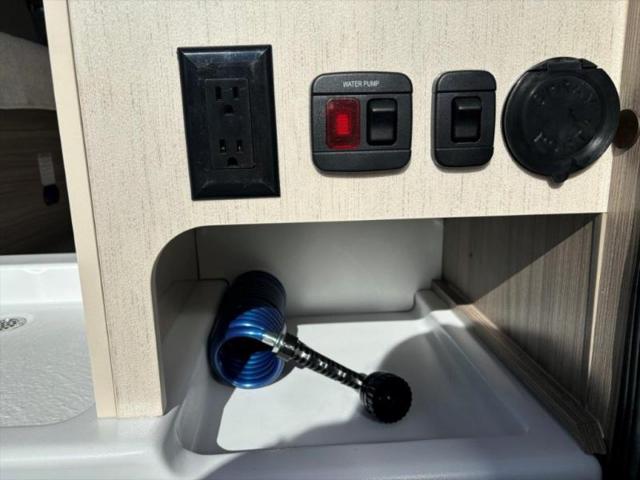 2024 Ram ProMaster Window Van High Roof 159 WB EXT