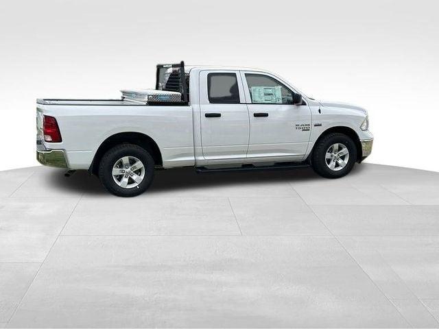 2023 RAM Ram 1500 Classic RAM 1500 CLASSIC TRADESMAN QUAD CAB 4X4 64 BOX