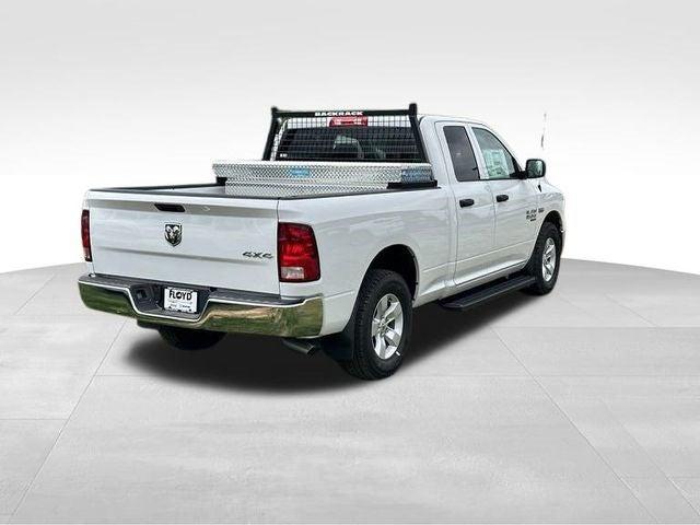 2023 RAM Ram 1500 Classic RAM 1500 CLASSIC TRADESMAN QUAD CAB 4X4 64 BOX