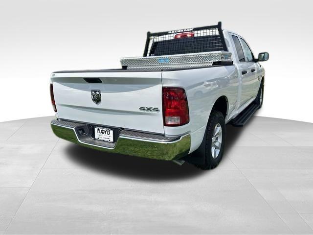 2023 RAM Ram 1500 Classic RAM 1500 CLASSIC TRADESMAN QUAD CAB 4X4 64 BOX