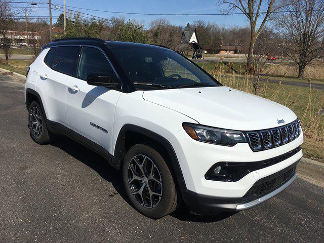 2024 Jeep Compass COMPASS LIMITED 4X4