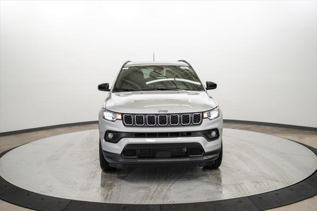 2024 Jeep Compass COMPASS LATITUDE LUX 4X4