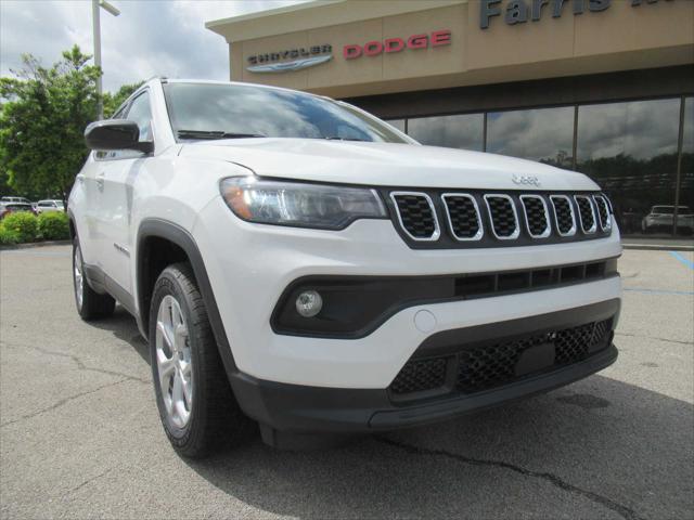 2024 Jeep Compass COMPASS LATITUDE 4X4