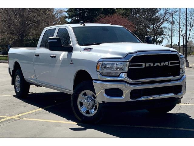 2024 RAM Ram 3500 RAM 3500 TRADESMAN CREW CAB 4X4 8 BOX