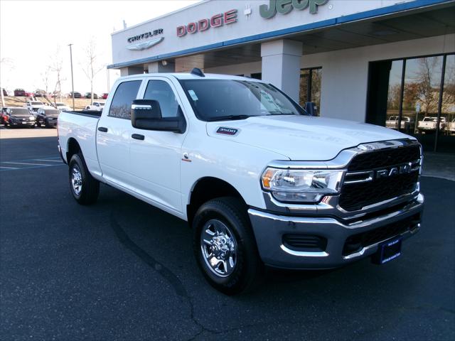 2024 RAM Ram 3500 RAM 3500 TRADESMAN CREW CAB 4X4 64 BOX