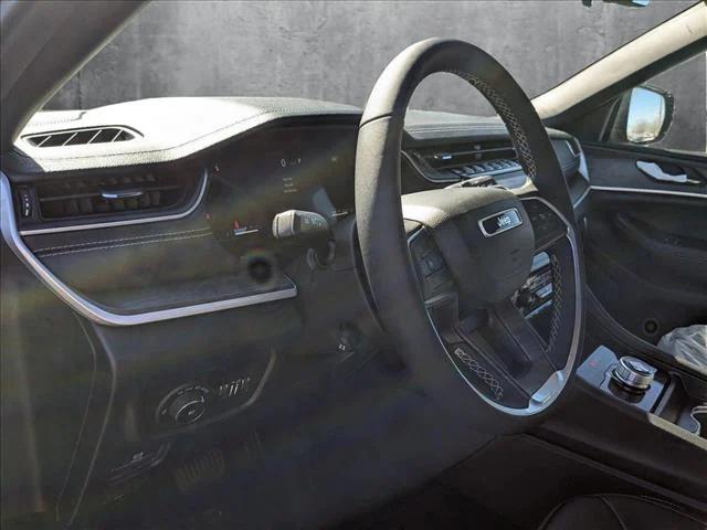 2024 Jeep Grand Cherokee GRAND CHEROKEE L LIMITED 4X2
