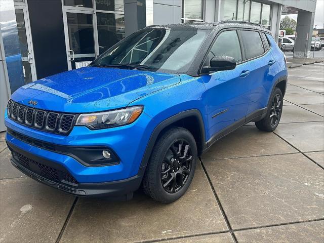 2024 Jeep Compass COMPASS LATITUDE 4X4