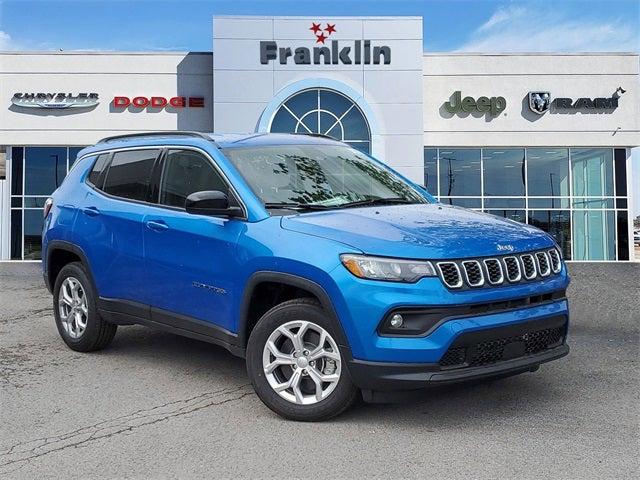 2024 Jeep Compass COMPASS LATITUDE 4X4