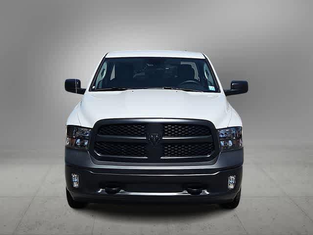 2024 RAM Ram 1500 Classic RAM 1500 CLASSIC TRADESMAN QUAD CAB 4X4 64 BOX