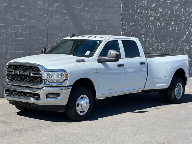 2024 RAM Ram 3500 RAM 3500 TRADESMAN CREW CAB 4X4 8 BOX