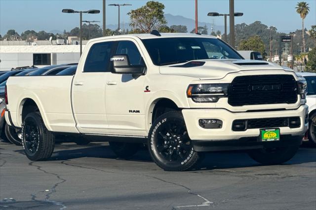 2024 RAM Ram 3500 RAM 3500 LIMITED CREW CAB 4X4 8 BOX
