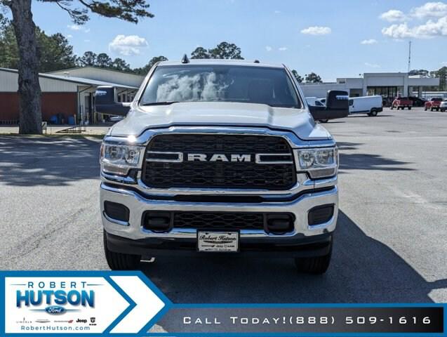 2024 RAM Ram 3500 RAM 3500 TRADESMAN CREW CAB 4X4 8 BOX