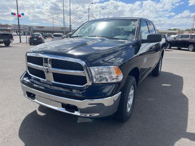 2024 RAM Ram 1500 Classic RAM 1500 CLASSIC TRADESMAN CREW CAB 4X4 57 BOX