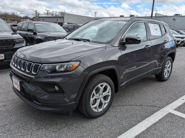 2024 Jeep Compass COMPASS LATITUDE 4X4