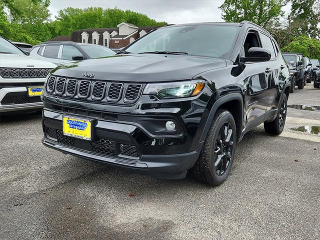 2024 Jeep Compass COMPASS LATITUDE 4X4