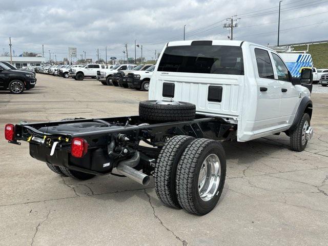 2024 RAM Ram 5500 Chassis Cab RAM 5500 TRADESMAN CHASSIS CREW CAB 4X4 60 CA