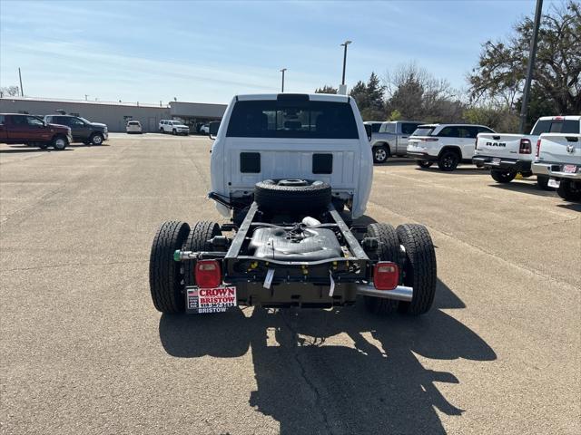 2024 RAM Ram 3500 Chassis Cab RAM 3500 SLT CREW CAB CHASSIS 4X4 60 CA