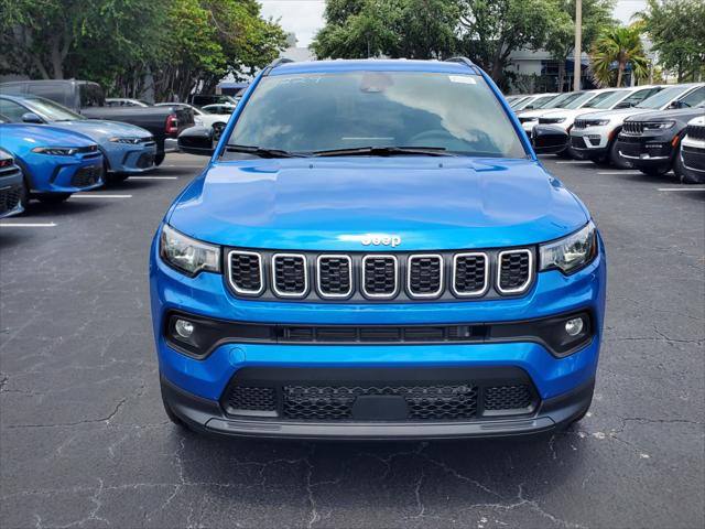 2024 Jeep Compass COMPASS LATITUDE 4X4